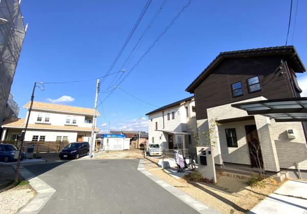 撮影日：令和4年12月11日　D、C、2号地付近　街並み